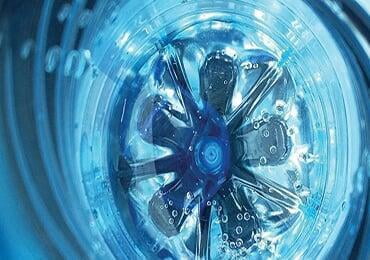 Modified bio-based polymers degradable under UV light 